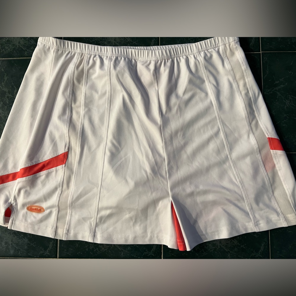 bolle Women’s High Performance Tennis Skort. Size L